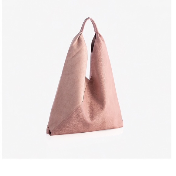 Chic New Vegan Leather Tote Bag - Picture 2 of 11